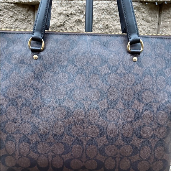 Coach Brown and Black Gallery Signature Tote Bag - Picture 8 of 16